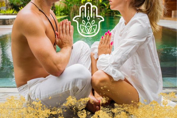 Couples yoga experience in Tenerife with sound healing and aromatherapy